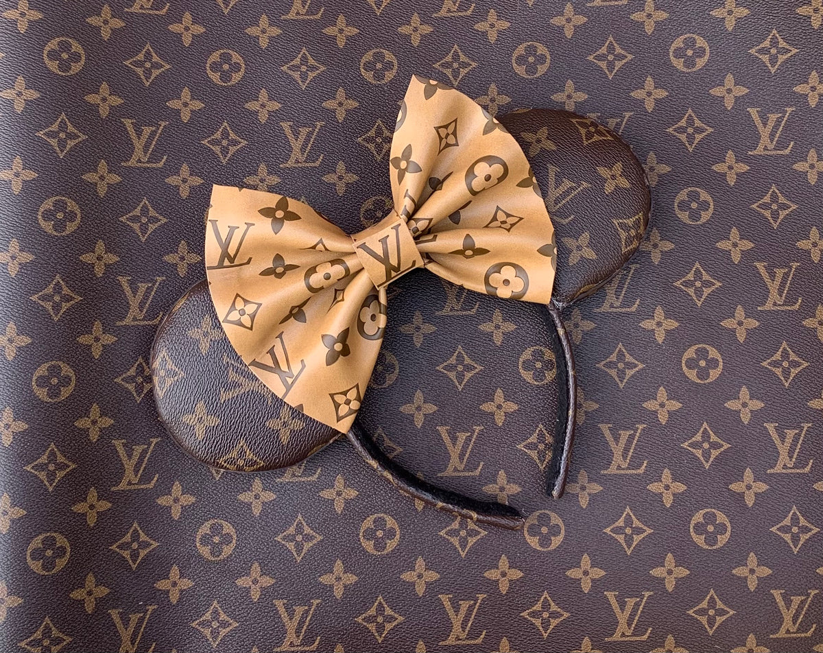 Louis V Designer-Style Brown Monogram Minnie Ears Headband Louis Vuitton Mink Monogram Earmuffs Brown 303503 – FASHIONPHILE main image 3
