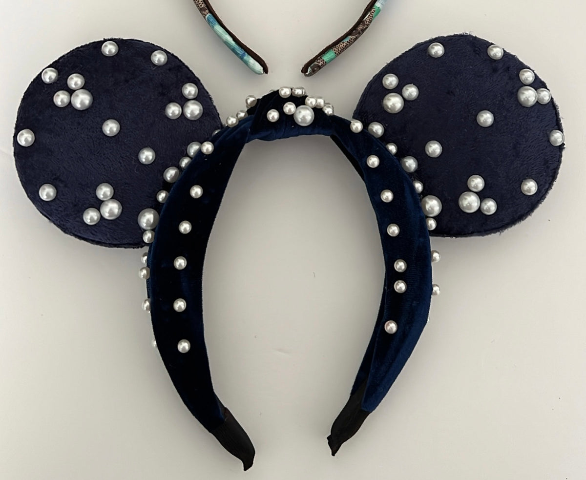 Navy Blue Pearl Mickey Ears, Knotted Headband Mickey Ears  display picture 3