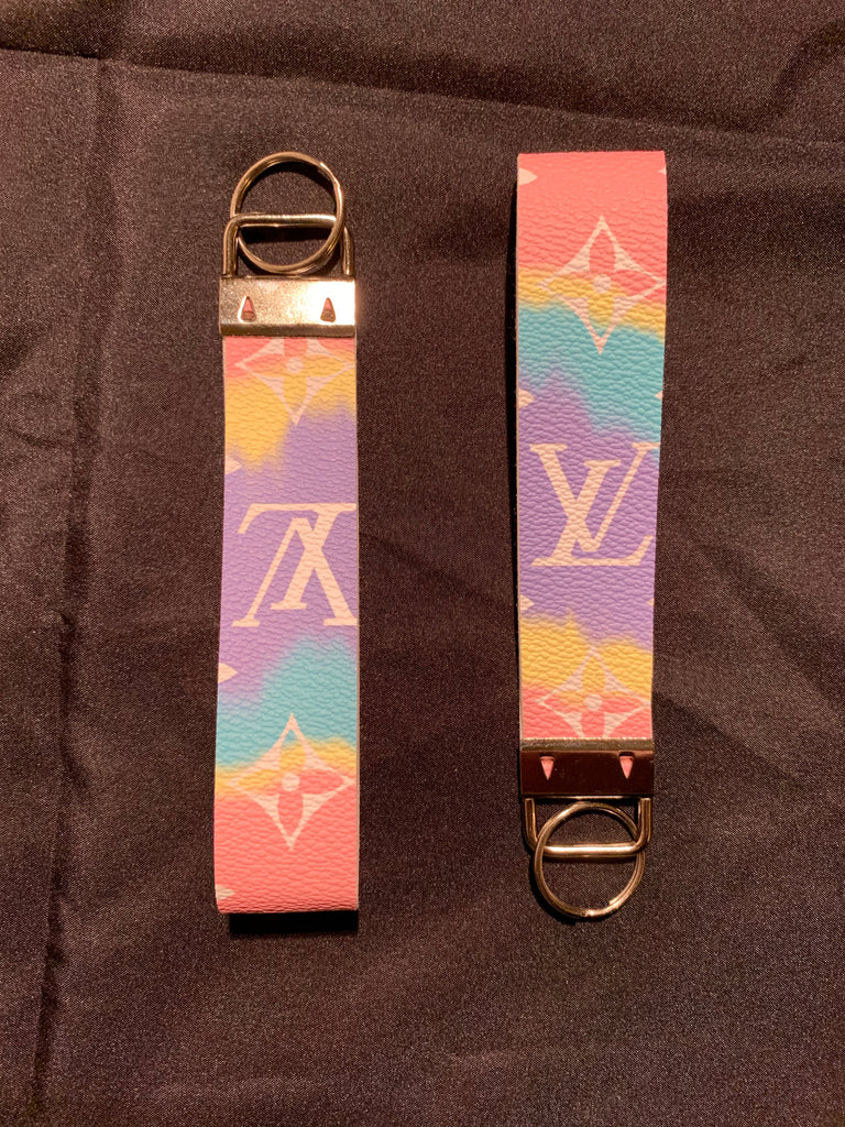 wristlet keychain louis vuitton