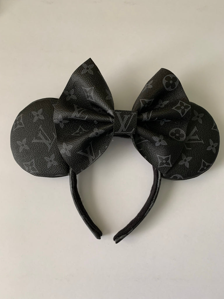 Checkered Louis V Leather Minnie Ears, Designer Minnie Ears – mayrafabuleux